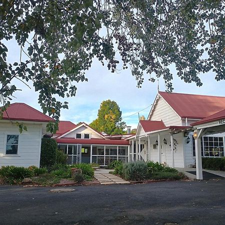 Moore Park Inn Armidale Exteriör bild