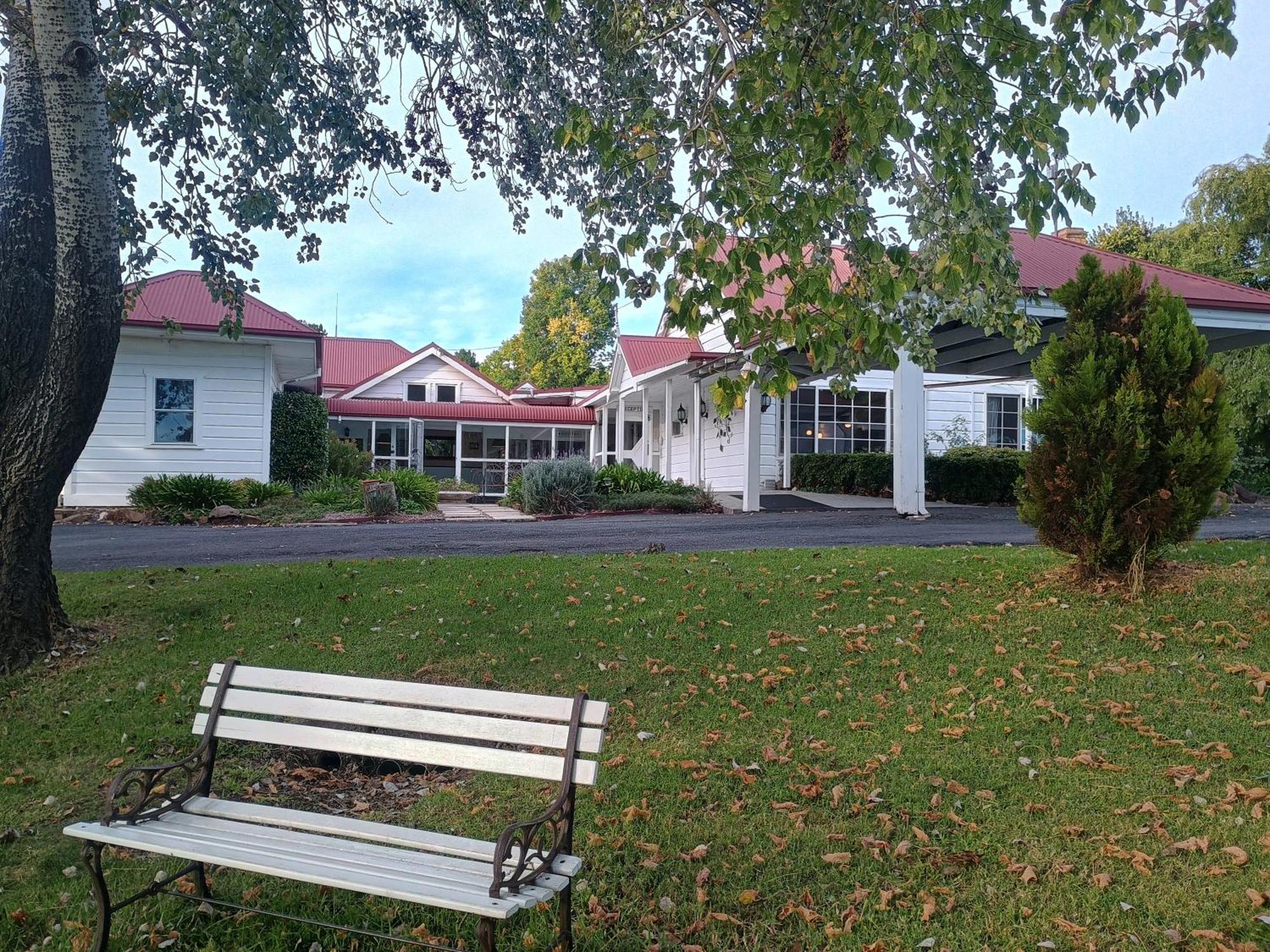 Moore Park Inn Armidale Exteriör bild