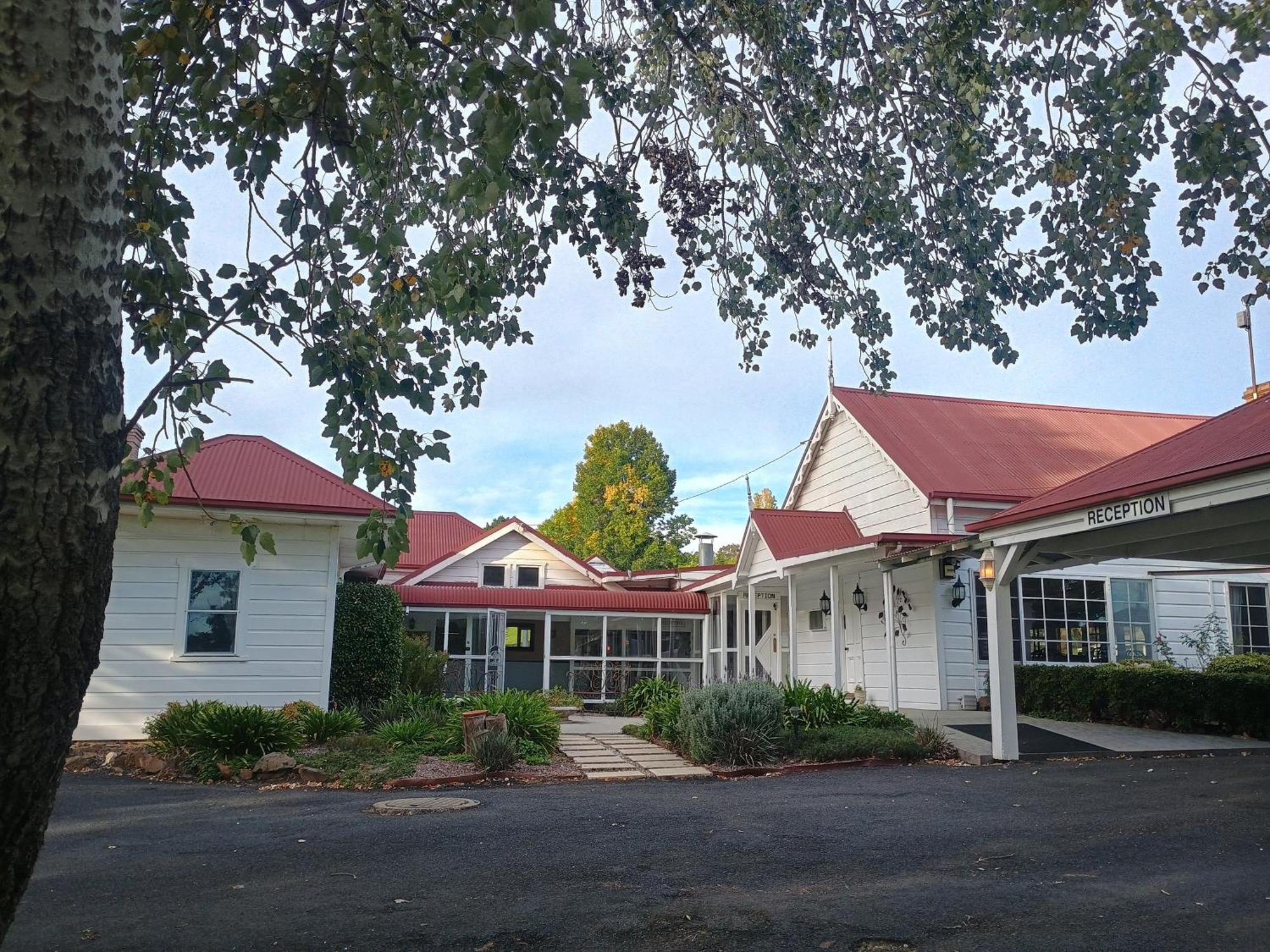 Moore Park Inn Armidale Exteriör bild
